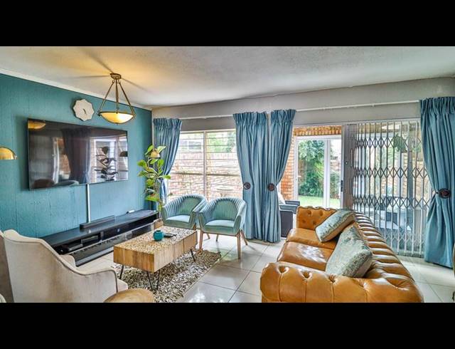 2 BEDROOM TOWNHOUSE FOR SALE IN RIVONIA
